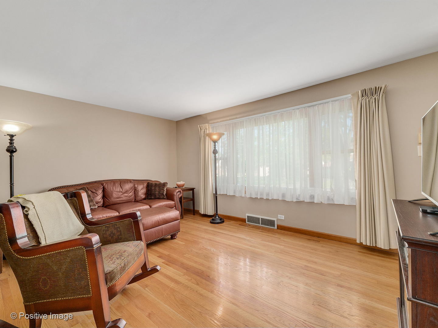 320 High Ridge Road Hillside, IL 60162 - Photo 6 of 23