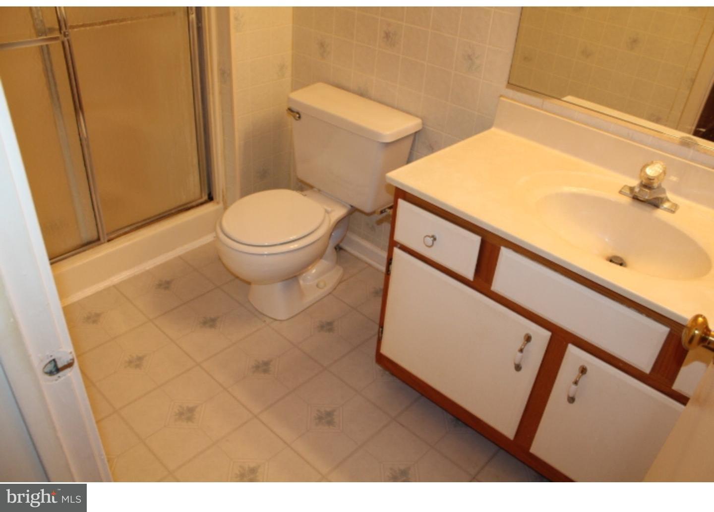 164 Crossing Way Clementon, NJ 08021 - Photo 10 of 15 Gallery Image 10