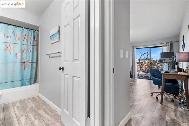 a view of entryway and hall