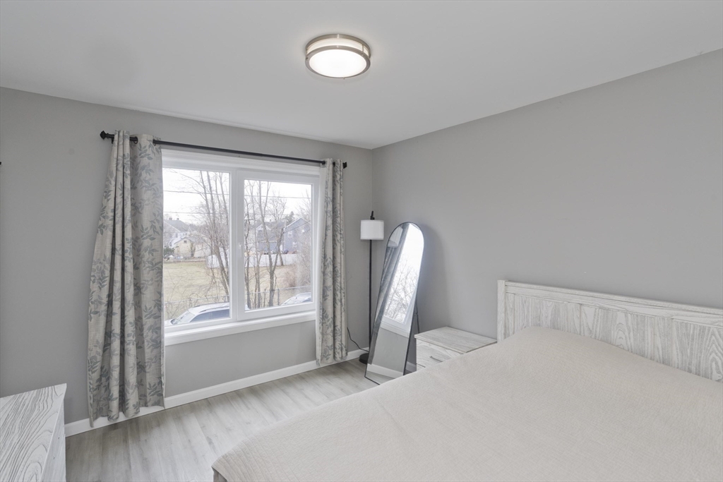 32-34 Clark Street Springfield, MA 01105 - Photo 11 of 23