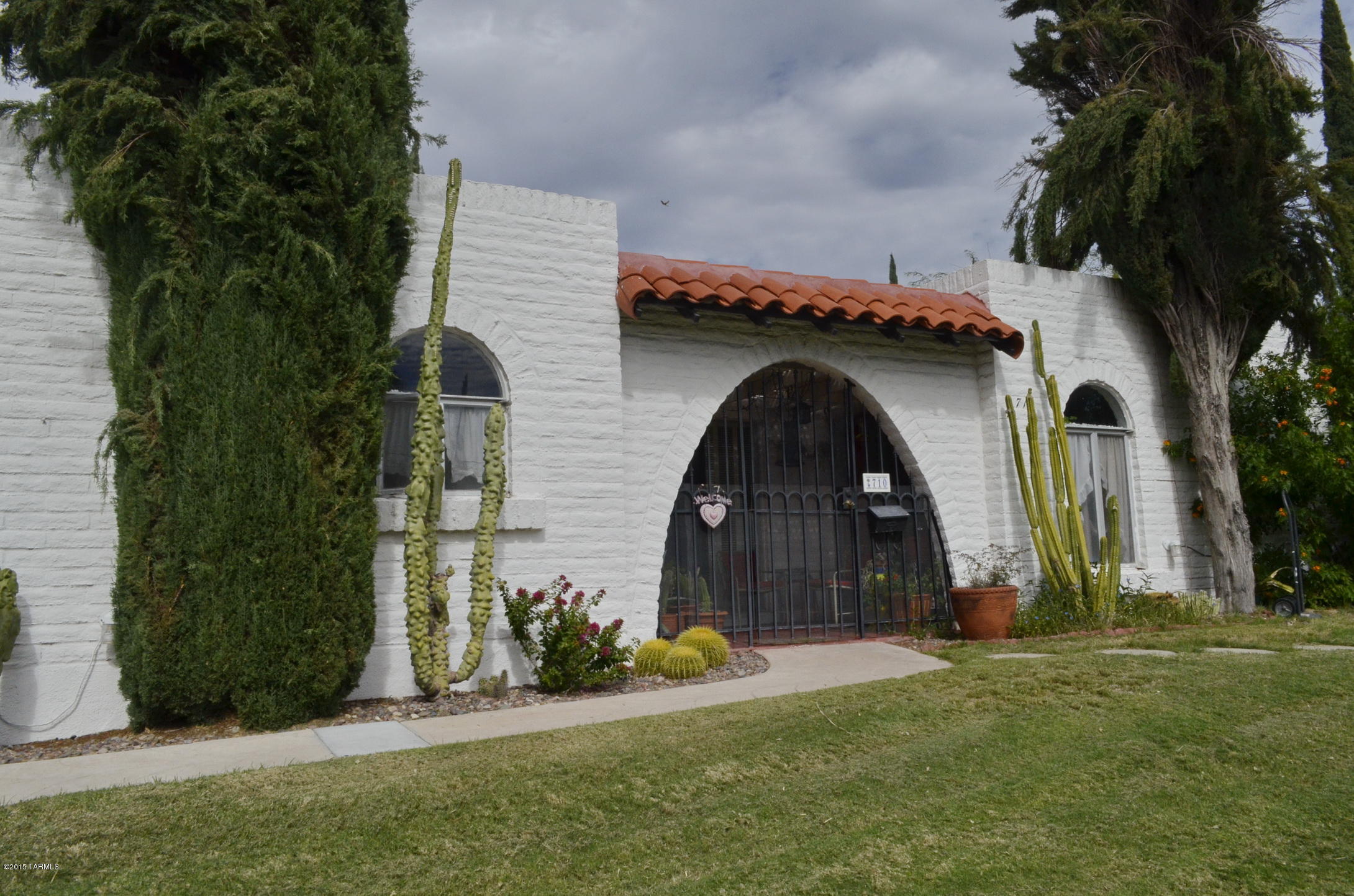 710 West Roller Coaster Road Tucson, AZ 85704 - Photo 2 of 29 Gallery Image 2