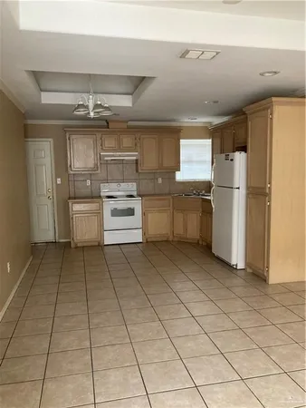 $900 | 2408 Moonlight Lane, Unit 3, Edinburg, TX 78541