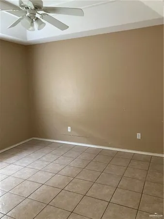 $900 | 2408 Moonlight Lane, Unit 3, Edinburg, TX 78541