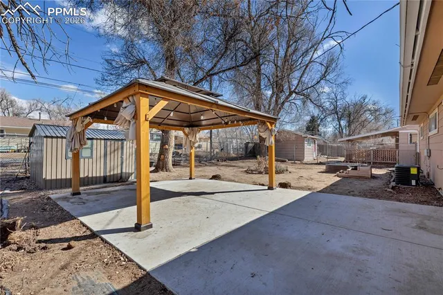 $319,000 | 77 Security Boulevard, Colorado Springs, CO 80911