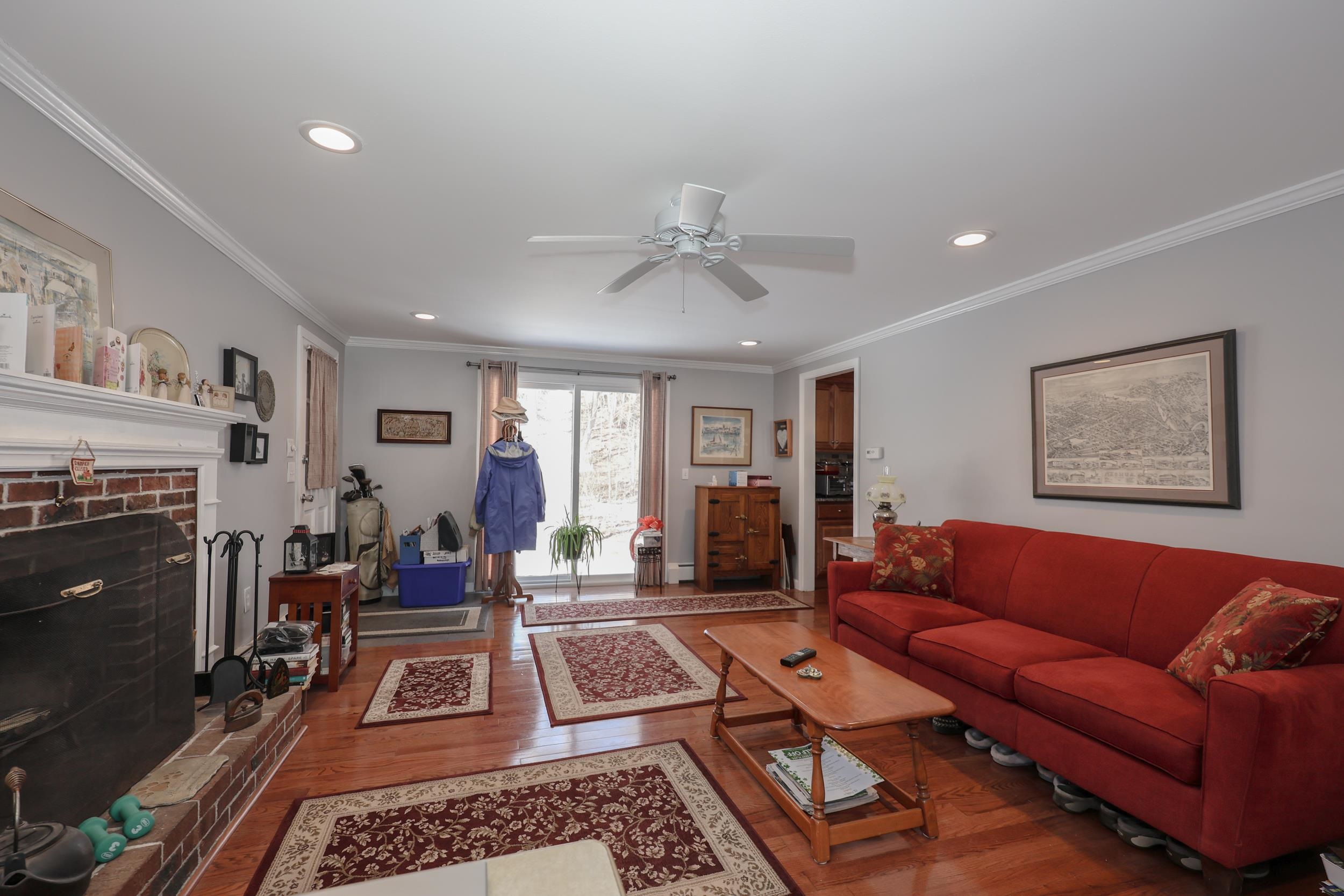 21 Todd Road Nashua, NH 03064 - Photo 6 of 39 Gallery Image 6