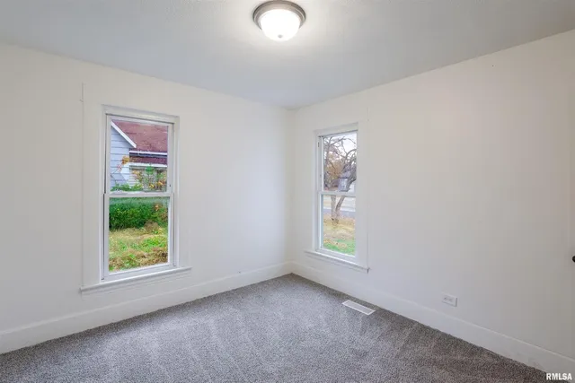 $74,900 | 506 West Poplar Street, West Frankfort, IL 62896