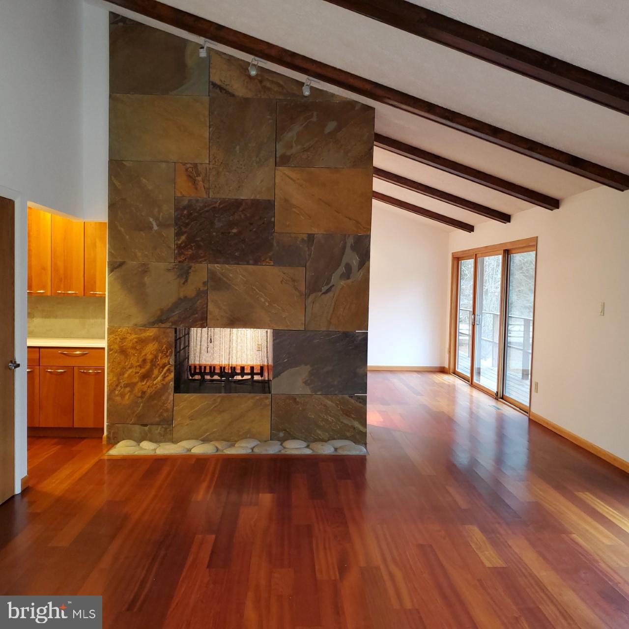 14901 Springfield Road Darnestown, MD 20874 - Photo 8 of 40 Dining Room