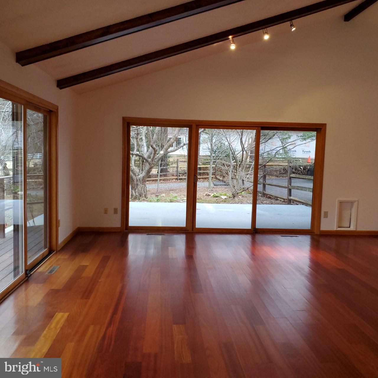 14901 Springfield Road Darnestown, MD 20874 - Photo 9 of 40 Dining Room