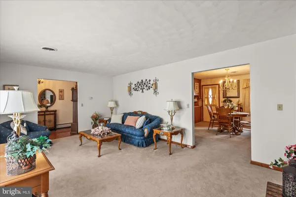 $465,000 | 5130 Littlestown Pike, Taneytown, MD 21787