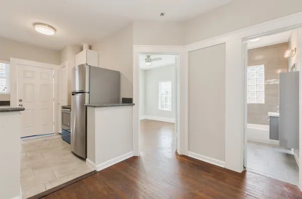 $1,850 | 1219 West Gray Street, Unit 2, Houston, TX 77019