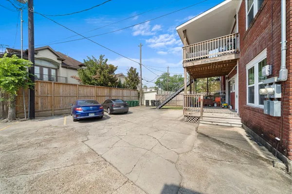 $1,850 | 1219 West Gray Street, Unit 2, Houston, TX 77019