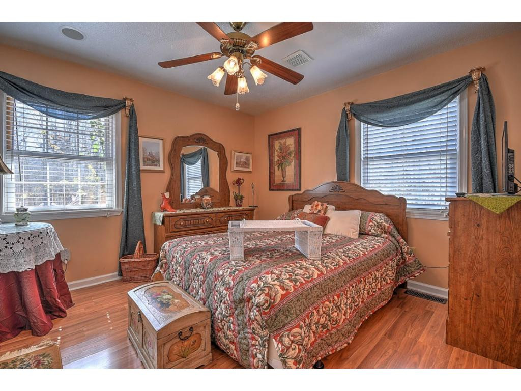 1118 Walnut Grove Road Bluff City, TN 37618 - Photo 26 of 36 Photo 26