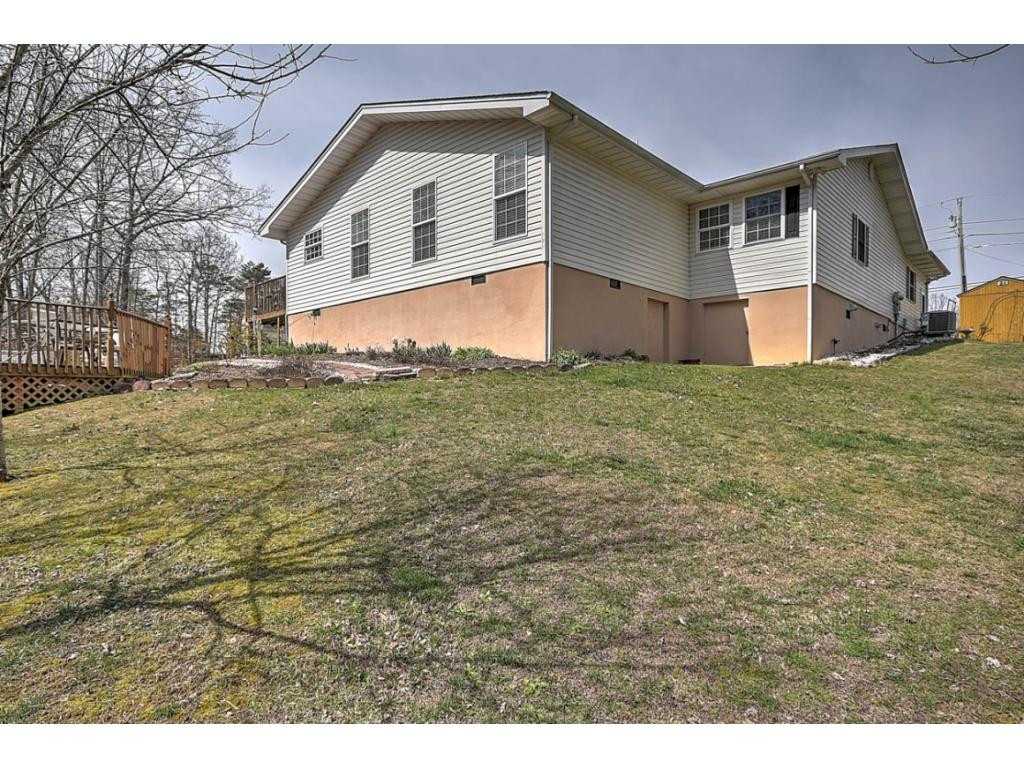 1118 Walnut Grove Road Bluff City, TN 37618 - Photo 33 of 36 Photo 33