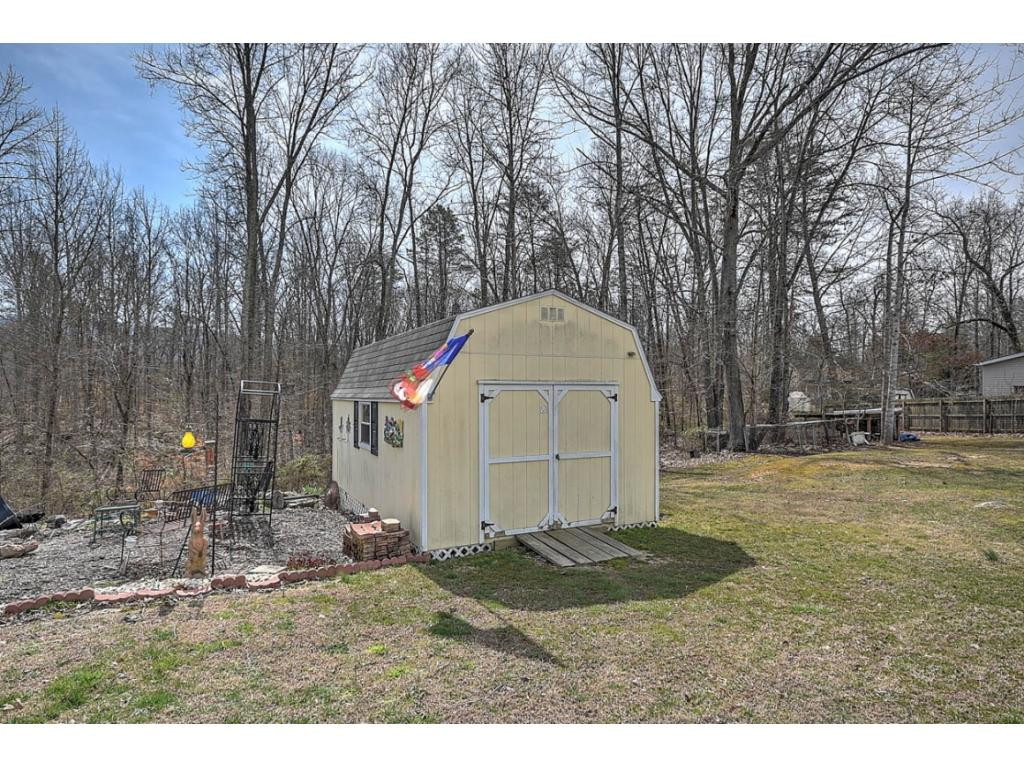 1118 Walnut Grove Road Bluff City, TN 37618 - Photo 35 of 36 Photo 35