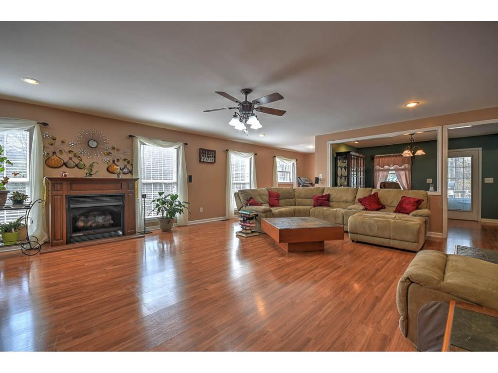 1118 Walnut Grove Road Bluff City, TN 37618 - Photo 8 of 36 Photo 8