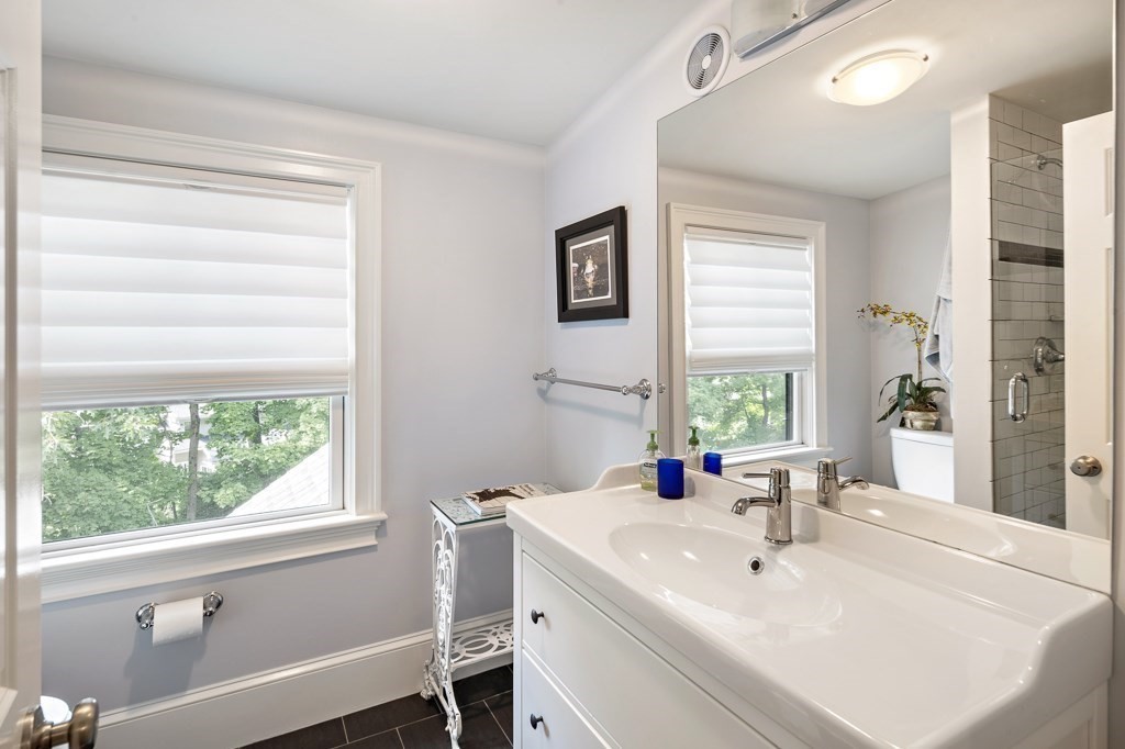 19 Eliot Road Lexington, MA 02421 - Photo 29 of 40