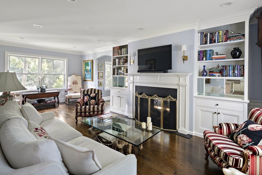 19 Eliot Road Lexington, MA 02421 - Photo 5 of 40