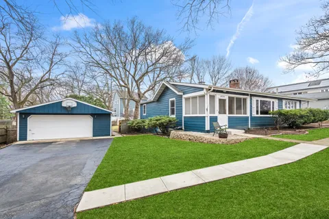 $475,000 | 24036 North Overhill Drive, Lake Zurich, IL 60047