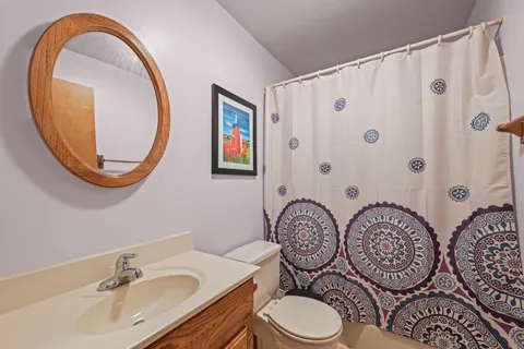 $475,000 | 24036 North Overhill Drive, Lake Zurich, IL 60047