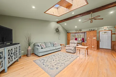 $475,000 | 24036 North Overhill Drive, Lake Zurich, IL 60047