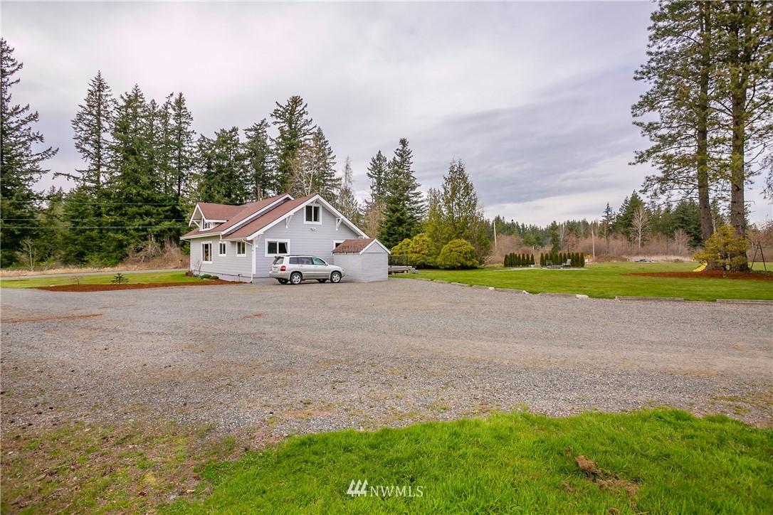 4374 Dewey Road Bellingham, WA 98226 - Photo 14 of 21 Gallery Image 14