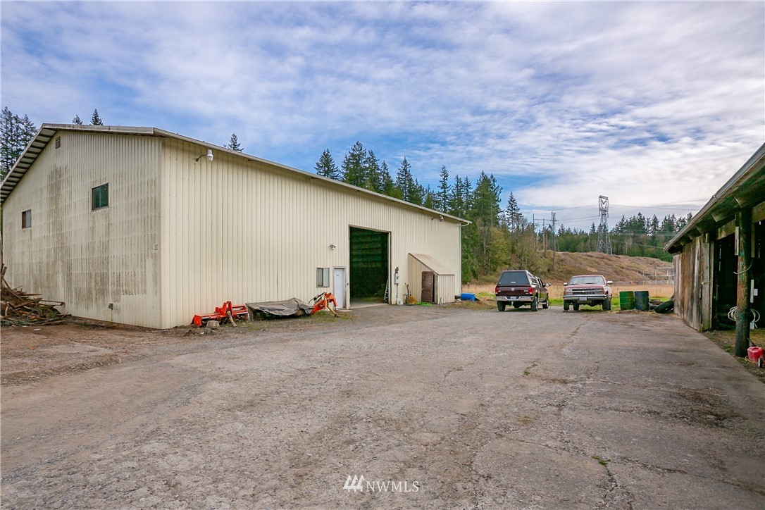 4374 Dewey Road Bellingham, WA 98226 - Photo 18 of 21 Gallery Image 18