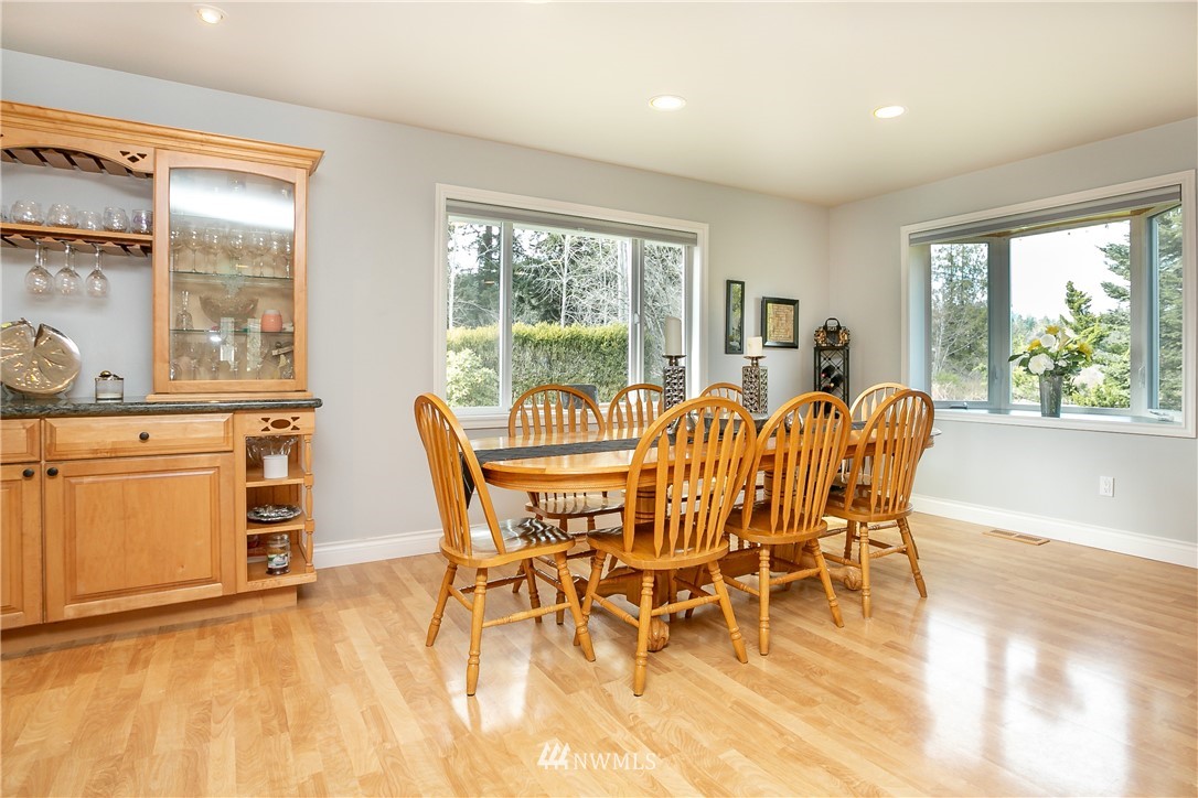 4374 Dewey Road Bellingham, WA 98226 - Photo 6 of 21 Gallery Image 6
