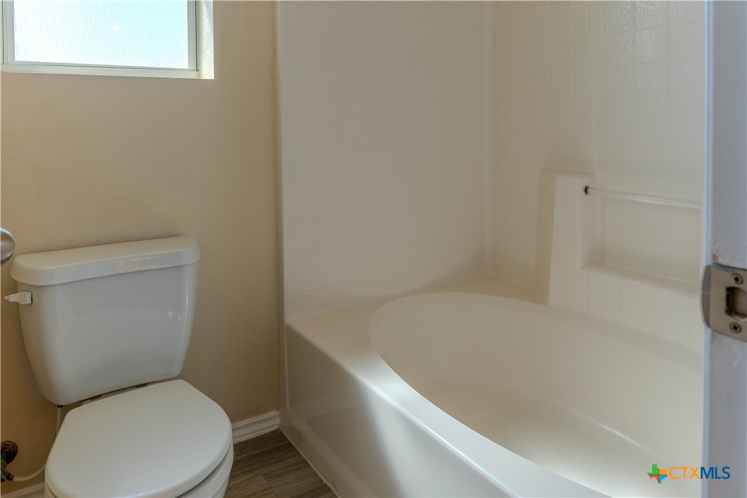 3402 Regency Court Killeen, TX 76549 - Photo 11 of 21