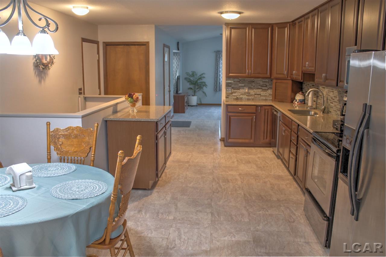2944 Sutton Road Adrian, MI 49221 - Photo 6 of 23 Kitchen