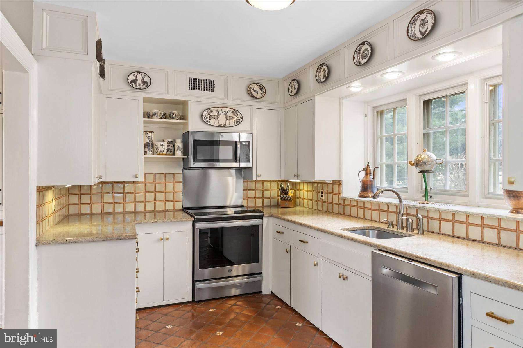1181 Rydal Road Rydal, PA 19046 - Photo 15 of 48