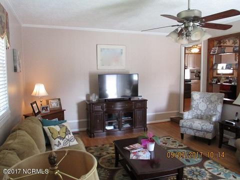 1056 Cabin Museum Road Turkey, NC 28393 - Photo 17 of 19 Den 2