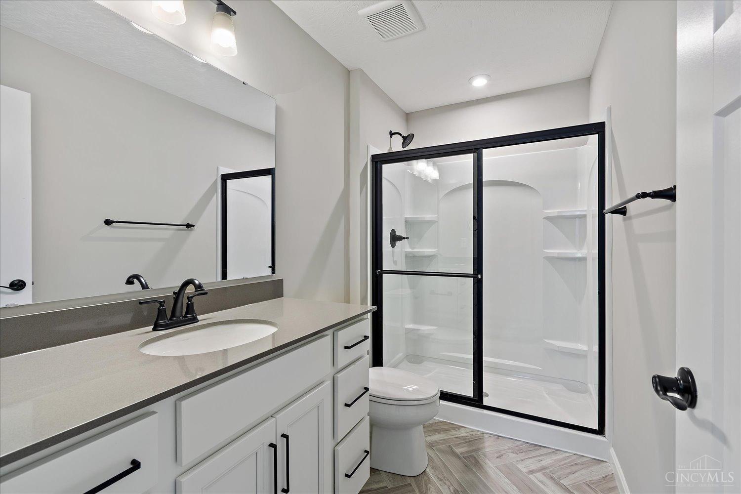 683 Tradition Ridge Cincinnati, OH 45245 - Photo 20 of 31 Gallery Image 20