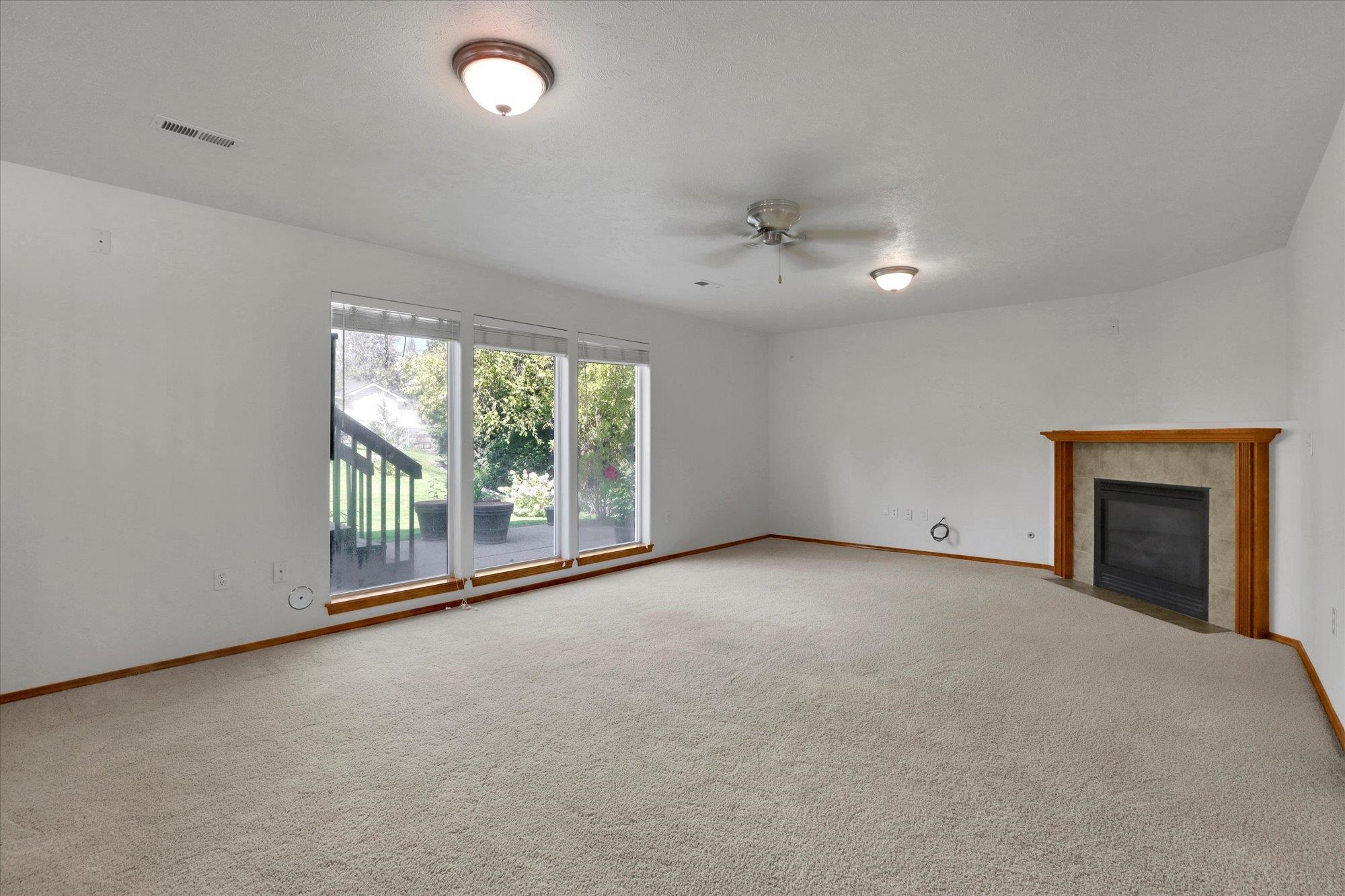 6706 South Moran View Street Spokane, WA 99224 - Photo 8 of 41