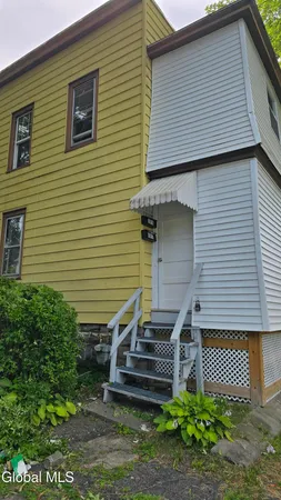 $165,000 | 1617 4th Avenue, Schenectady, NY 12303