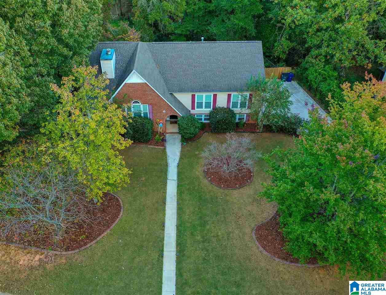 417 Russet Hl Road Birmingham, AL 35244 - Photo 3 of 43