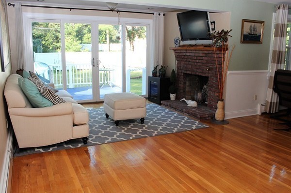 31 Robbie Road Braintree, MA 02184 - Photo 6 of 22 Gallery Image 6