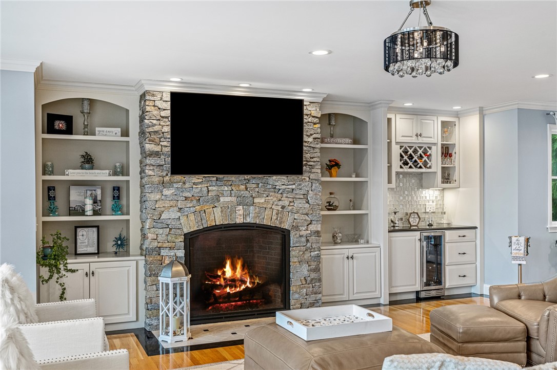 25 Northup Plat Road Coventry, RI 02816 - Photo 6 of 41