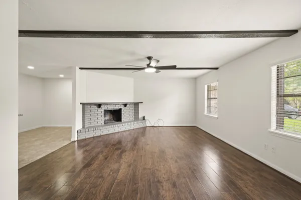 $2,400 | 6711 Pickett Drive, Richmond, TX 77469