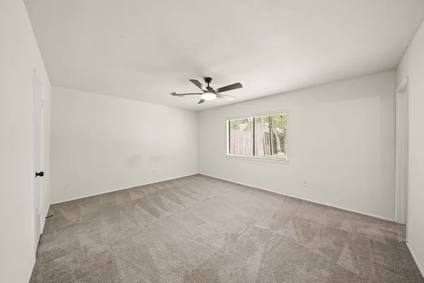 $2,400 | 6711 Pickett Drive, Richmond, TX 77469