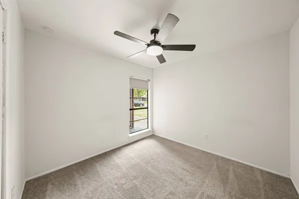 $2,400 | 6711 Pickett Drive, Richmond, TX 77469
