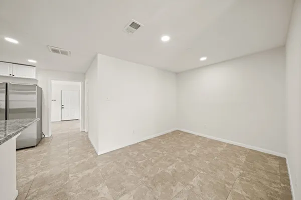 $2,400 | 6711 Pickett Drive, Richmond, TX 77469