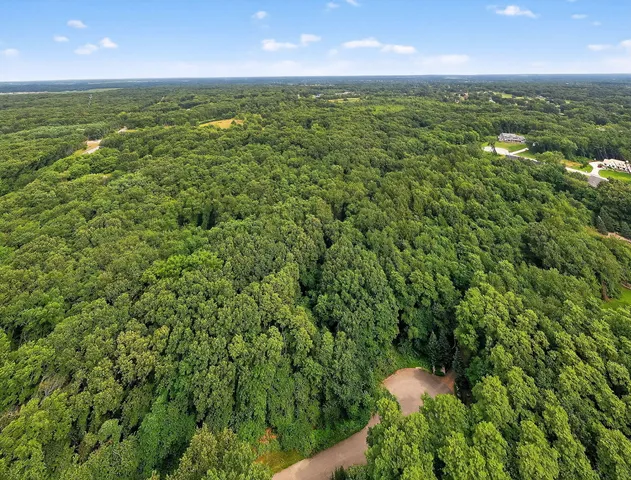 $550,000 | Karlson Lane, Niles, MI 49120