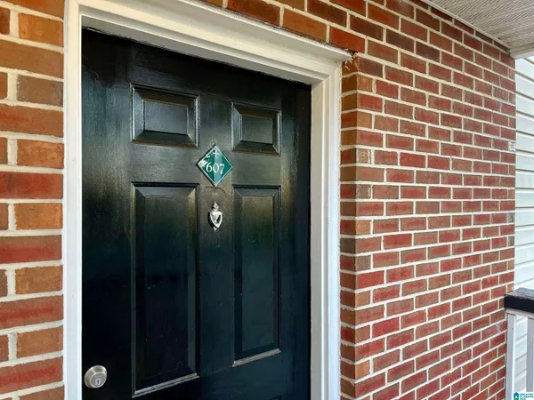 $1,850 | 607 Morning Sun Drive, Unit 607, Birmingham, AL 35242