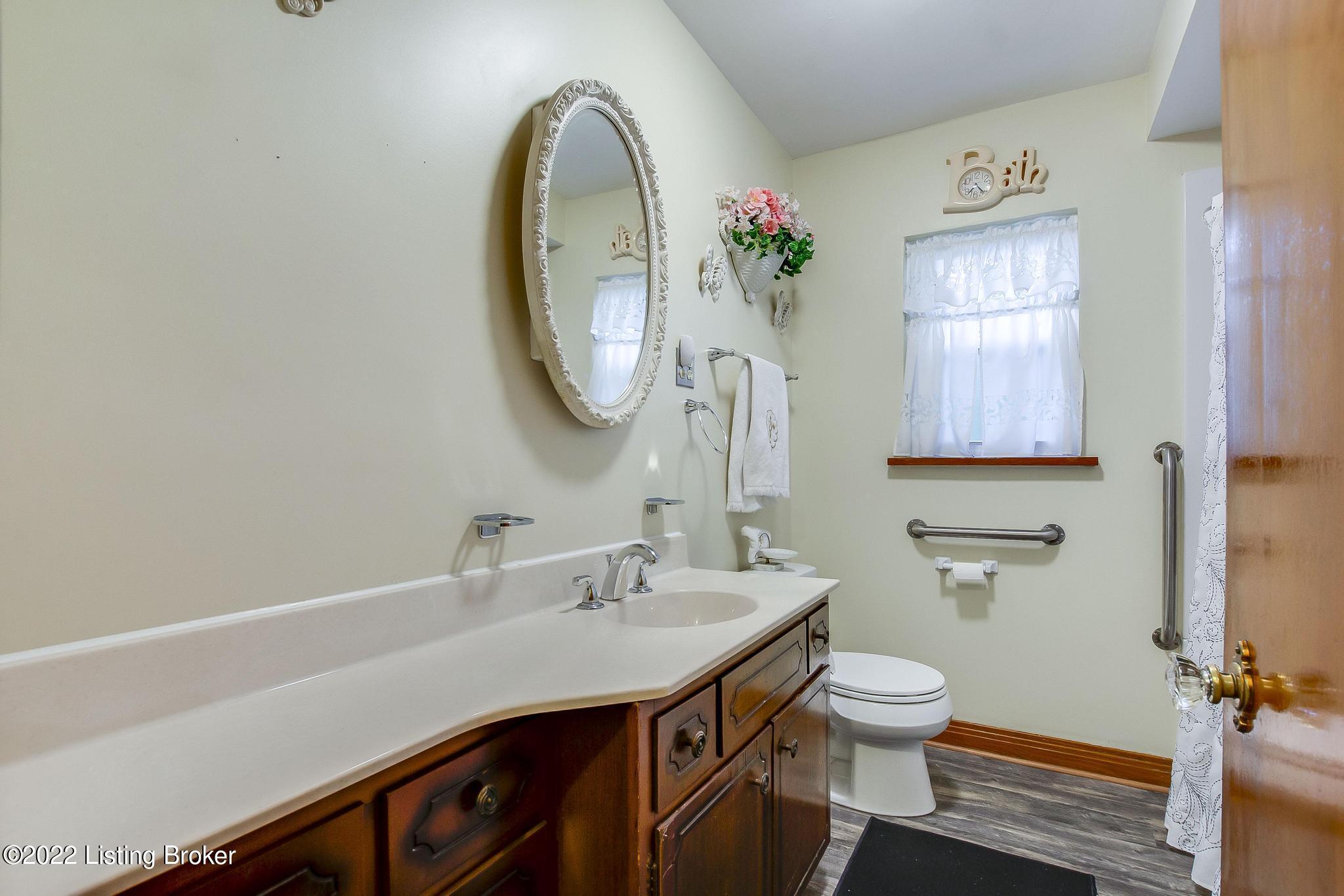 3005 Ralph Avenue Louisville, KY 40216 - Photo 22 of 52 3005_RalphAve_40216_203