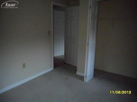 524 Rustic Hills Road Holly, MI 48442 - Photo 14 of 18 20265459-13.JPG