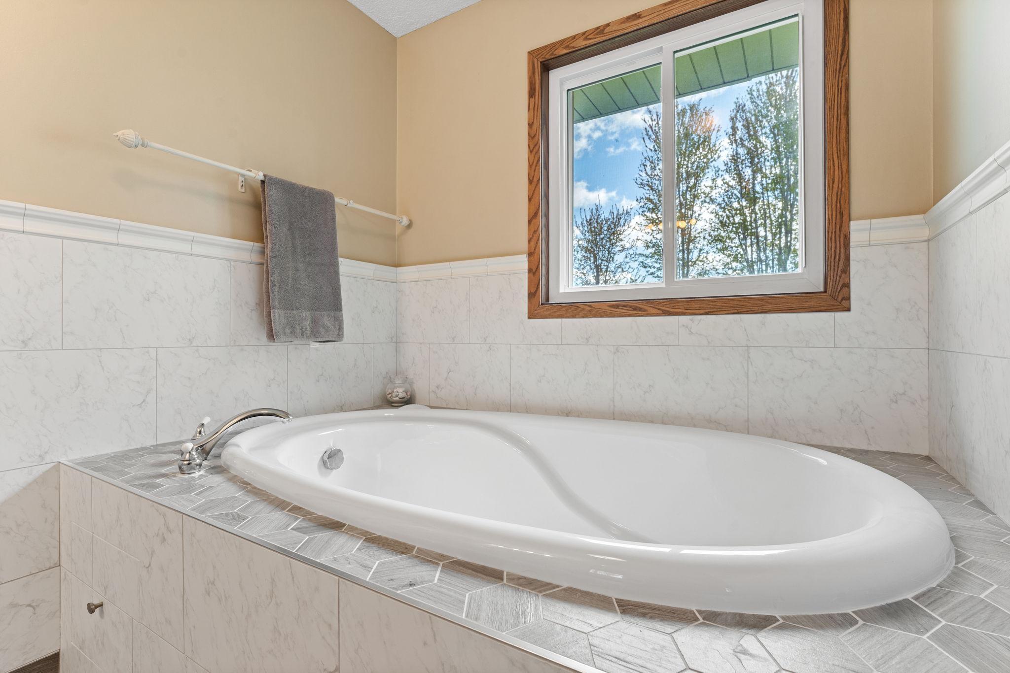 9285 Parley Lake Road Waconia, MN 55387 - Photo 26 of 54