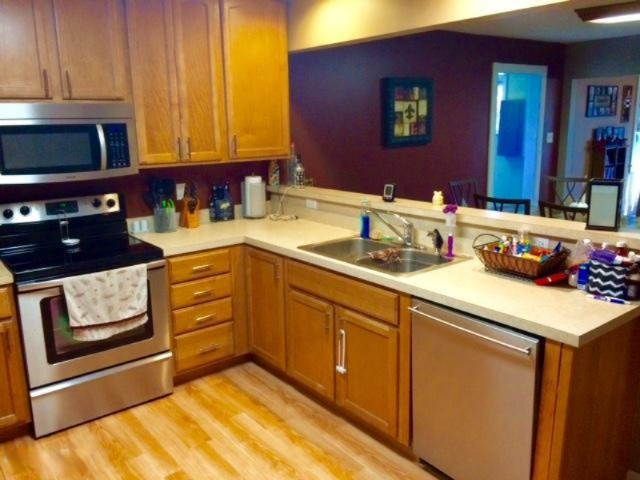 4282 White Road Muskegon, MI 49442 - Photo 4 of 19 Kitchen