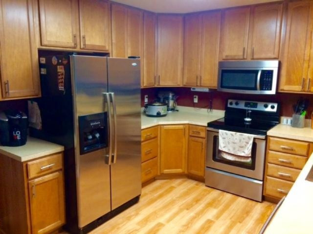 4282 White Road Muskegon, MI 49442 - Photo 5 of 19 Kitchen 2