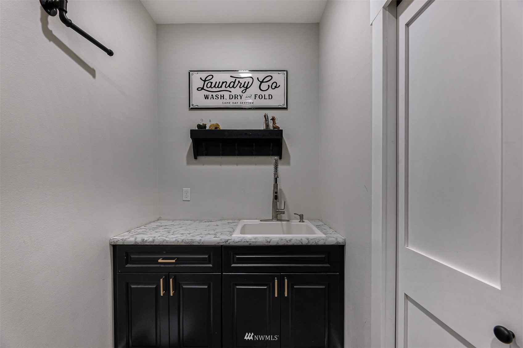 11364 Farm To Market Road Mount Vernon, WA 98273 - Photo 23 of 39 Gallery Image 23