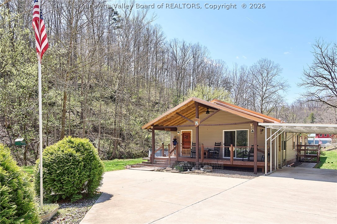 965 McComas Branch Road Milton, WV 25541 - Photo 2 of 50 front view of home
